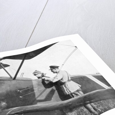 Albert I of Belgium, leaving by plane to visit the lines of the Yser by Anonymous