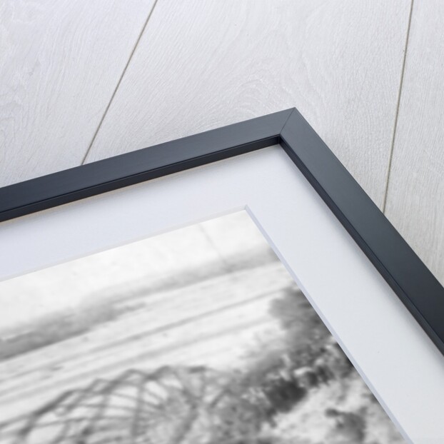 The carcass of Zeppelin LZ85 (L45) by Anonymous