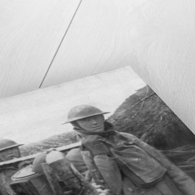 American troops at the front delivering soup to their comrades by Anonymous