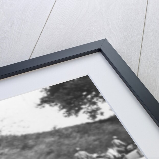 French artillery battery on the move, Chemin des Dames, France by Anonymous