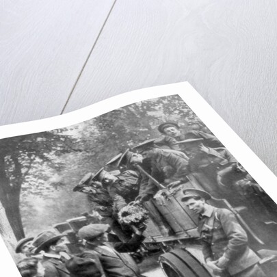 British troops on the way to the front, France by Anonymous