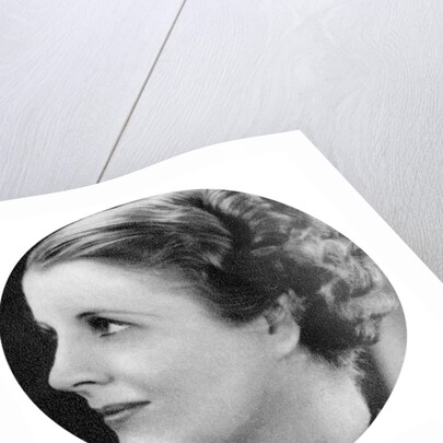 Diana Wynyard, British stage and film actress by Anonymous