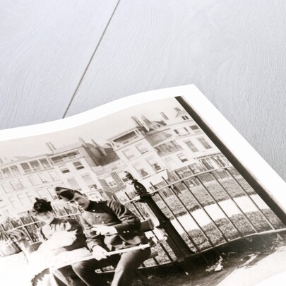 People on a bench, Rotterdam by James Batkin