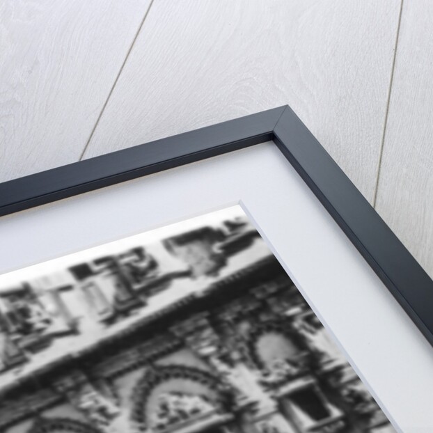 Hindu Temple, Bombay, India by Anonymous