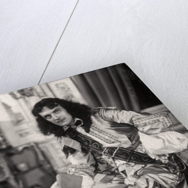 Henry Ainley (1879-1945), English actor by Foulsham and Banfield