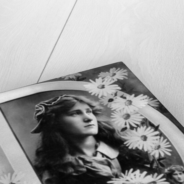 Phyllis Dare (1890-1975), English actress by Anonymous