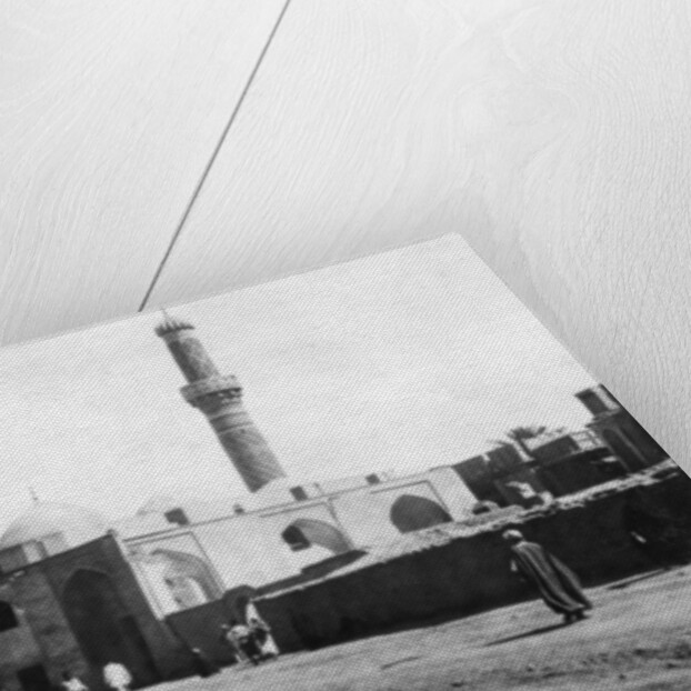 Mosque on River Street, Baghdad, Mesopotamia, WWI by Anonymous