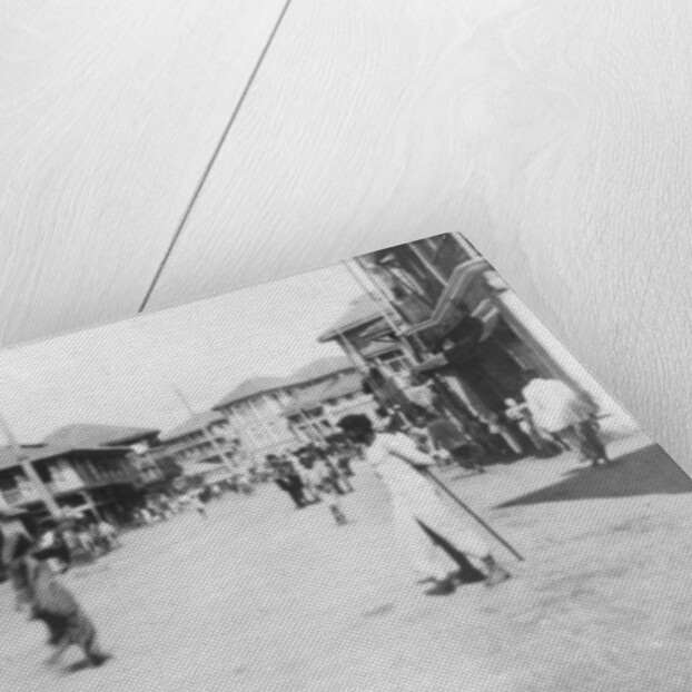 A street in Mumbai (Bombay), India by Anonymous