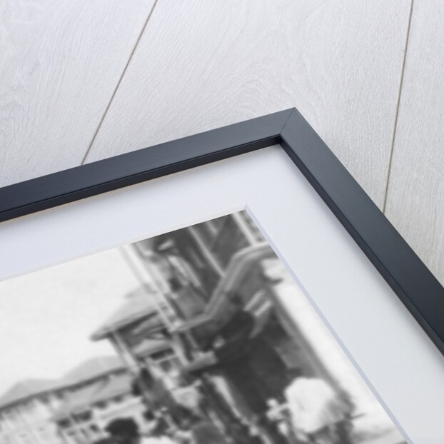 A street in Mumbai (Bombay), India by Anonymous