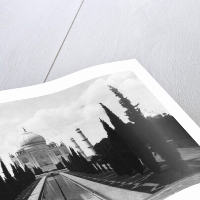 The Taj Mahal, Agra, India by Anonymous