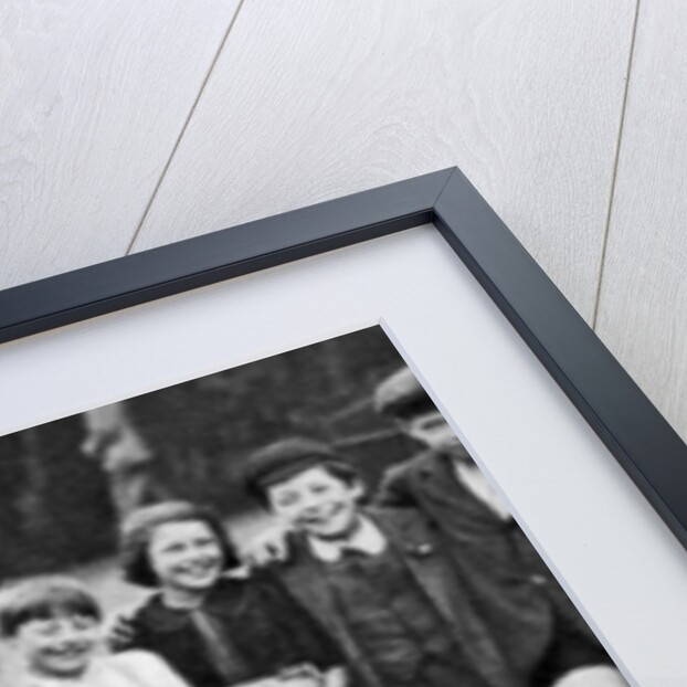 A group of summer paddlers heading for the Serpentine, London by Anonymous