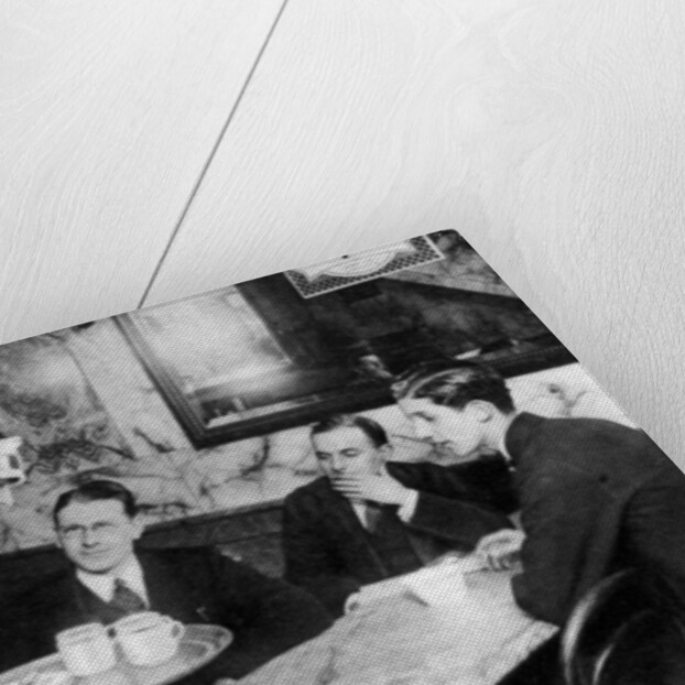 Eleven o'clock coffee, London by Anonymous