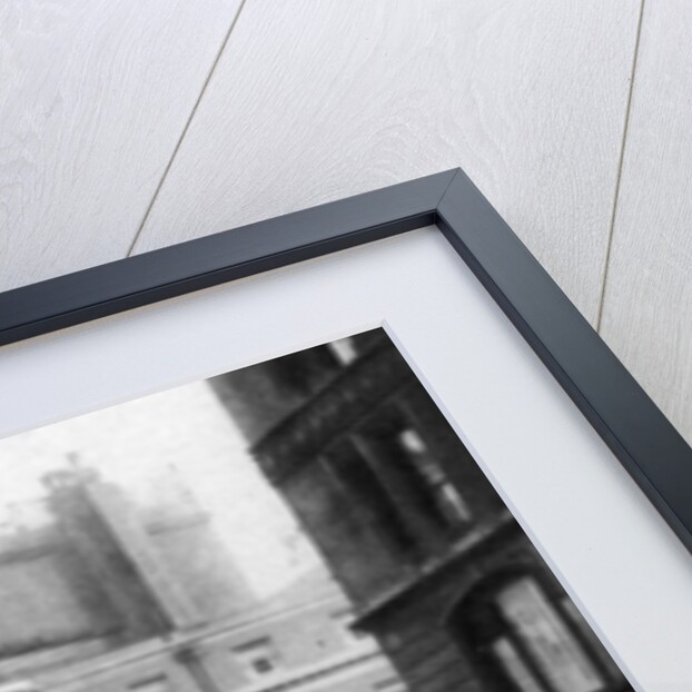 Knightsbridge, London by Anonymous