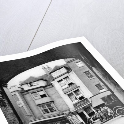 Old house and a tavern surviving in Aldgate, London by McLeish