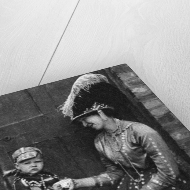 Pearly Queen and Pearly Prince, London by Hoppe