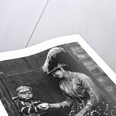 Pearly Queen and Pearly Prince, London by Hoppe