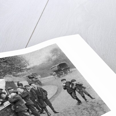 Italian ice cream or 'hoky' seller, London, early 1900s by Taylor