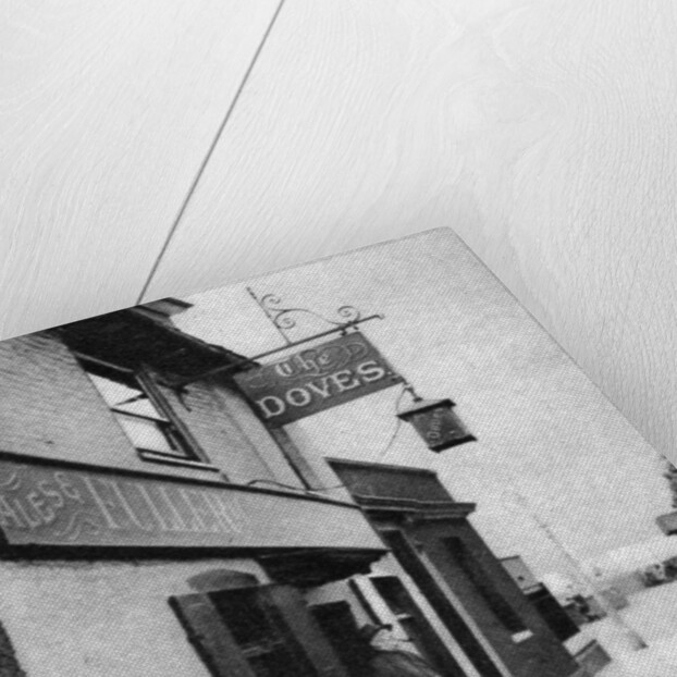 The Doves Inn, Chiswick, London by Anonymous