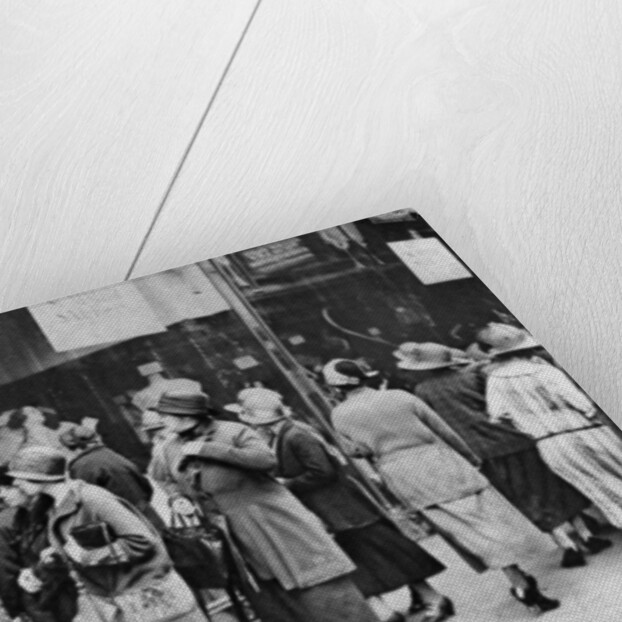 Shoppers in Kensington High Street, London by Anonymous