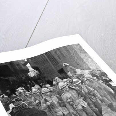 British troops on the way to Baghdad, First World War by Anonymous