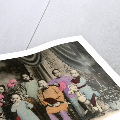 Chinese family, Hong Kong by Anonymous