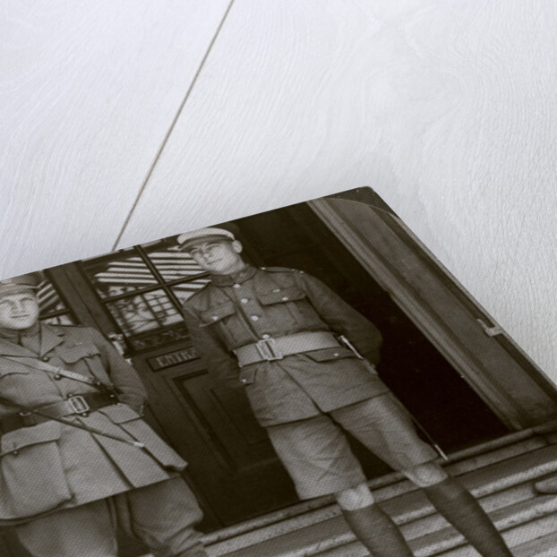 Captain MacDougall, DSO, and Cadet Mullin, two Canadian VCs, World War I by Realistic Travels Publishers