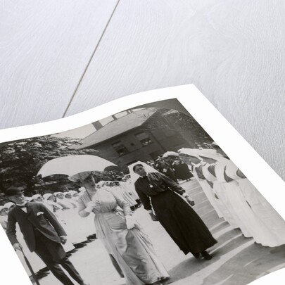 Her Majesty walking through the guard of honour of nurses of RN Hospital, Hull by Realistic Travels Publishers