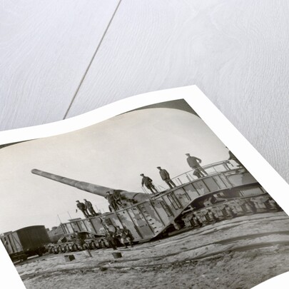 16 inch railway gun which pulverised the Hindenburg Line, World War I, France by Realistic Travels Publishers