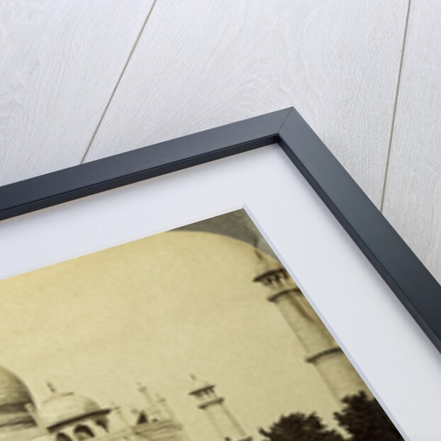 Taj Mahal, Agra, Uttar Pradesh, India by Underwood & Underwood