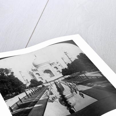Taj Mahal, Agra, Uttar Pradesh, India by Underwood & Underwood