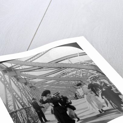 The promenade, Williamsburg Bridge, New York, USA by Excelsior Stereoscopic Tours