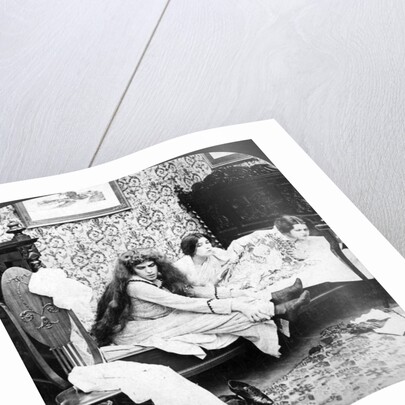 Looking for a Man by American Stereoscopic Company