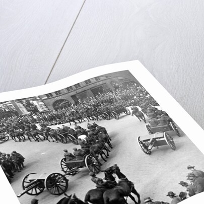 Commemoration of the end of World War I, London by Realistic Travels Publishers