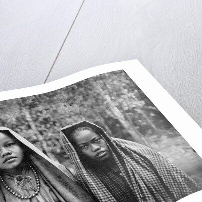 Malay girls, Sumatra, Indonesia by Anonymous
