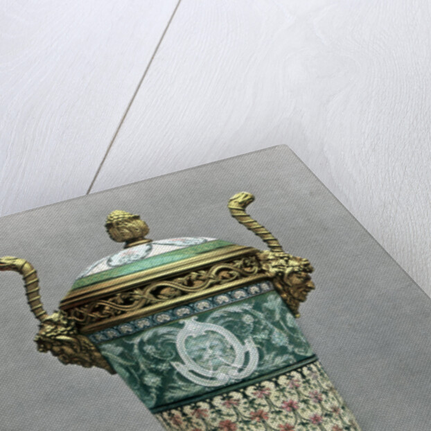 Tasse a La Reine by Anonymous