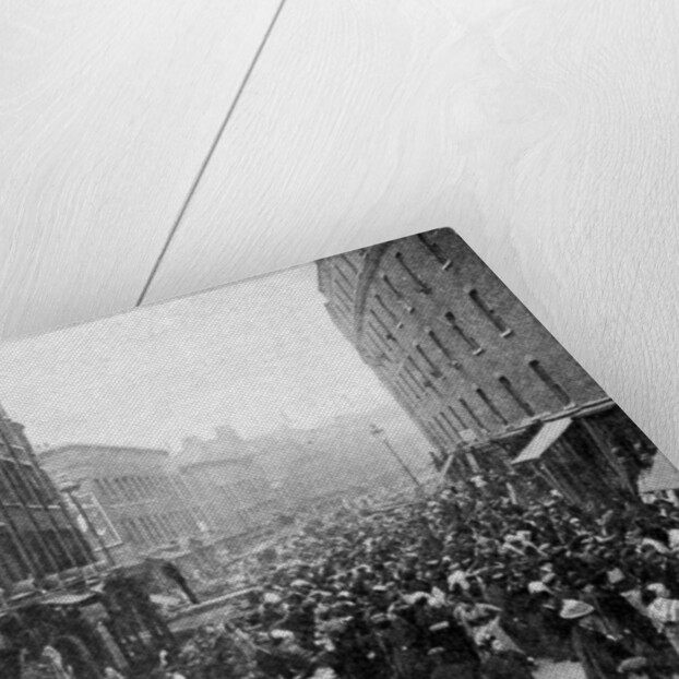 Sunday market, Wentworth Street, East London by Anonymous