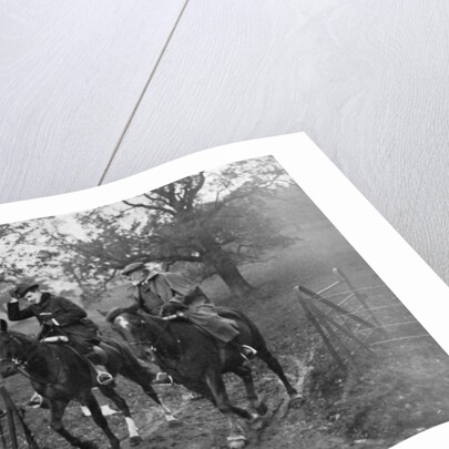 Kings Edward VII of the United Kingdom and Manuel II of Portugal hunting by Anonymous