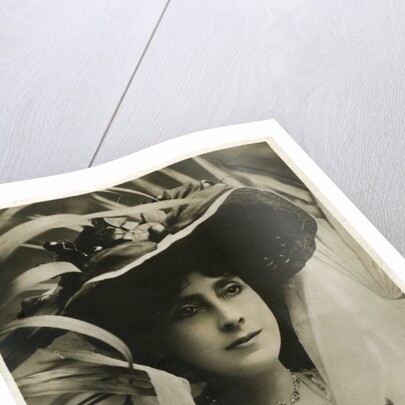 Mrs Lewis Waller, English actress by Langfier Photo