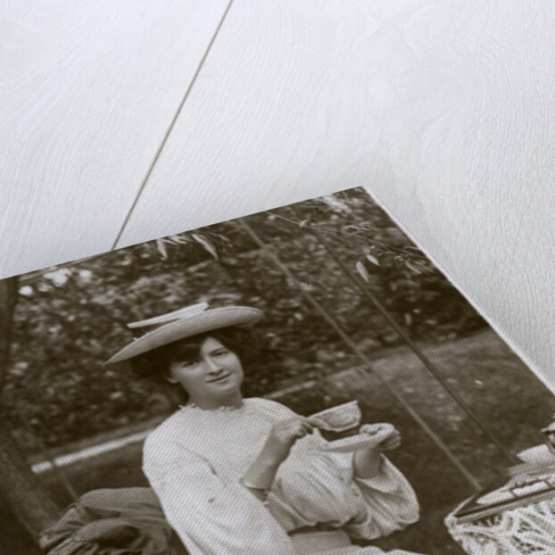 Millie Legarde, English actress by Rotary Photo