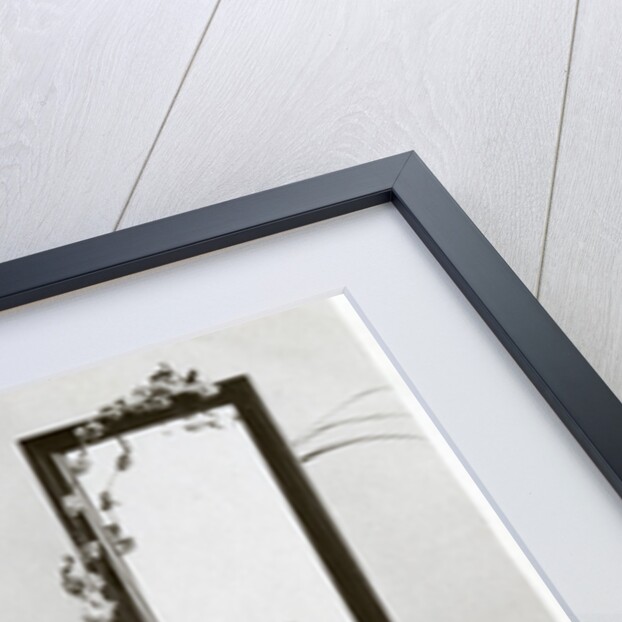 Crissy Bell, British actress by Philco Publishing Company