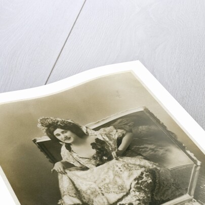 Marie Dainton, British actress by R Dunn and Co