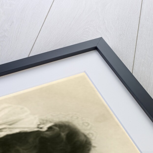 Hilda Coral, British actress by Lallie Charles