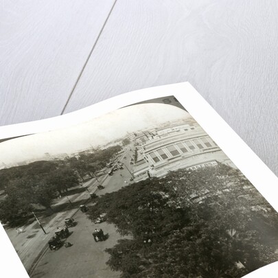 Chowringhee Road, Calcutta, India by Underwood & Underwood