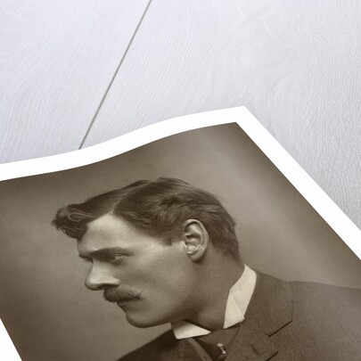 Frederick Leslie, British actor, singer, comedian and dramatist by St James's Photographic Co