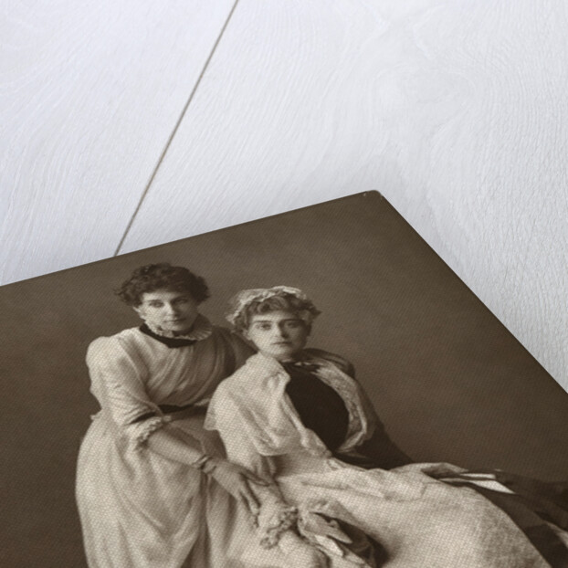 British actresses Eweretta Lawrence and Grace Otway in 'On Change' by Barraud