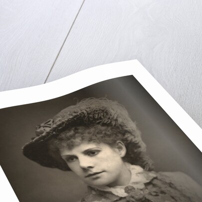 Alma Murray, British actress by London Stereoscopic & Photographic Co