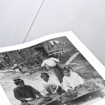 Making the huge cigars smoked by women, Burma by Stereo Travel Co