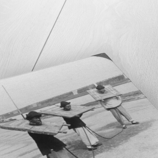 Chain gang, Soo-Chow (Suzhou), China by Underwood & Underwood