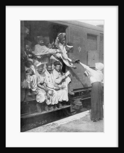 Turkish riflemen en route to the front by train by Anonymous