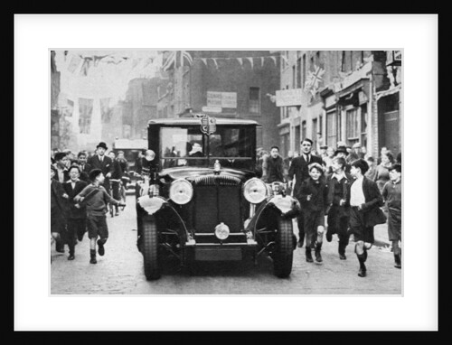King George V's last visit to the East End, London by Anonymous